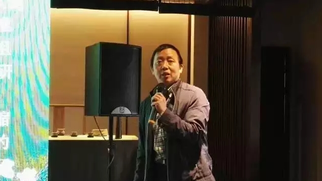 吕文君.jpg