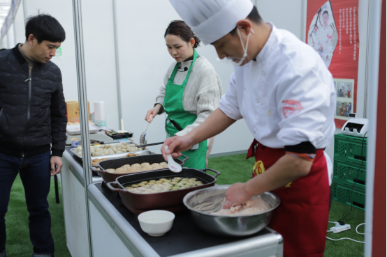 1125395936_15774335302071n.png 1125395936_15774335302071n.png