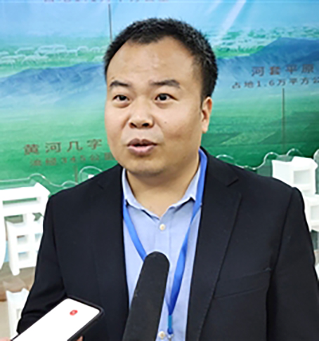 20104730umg0.jpg